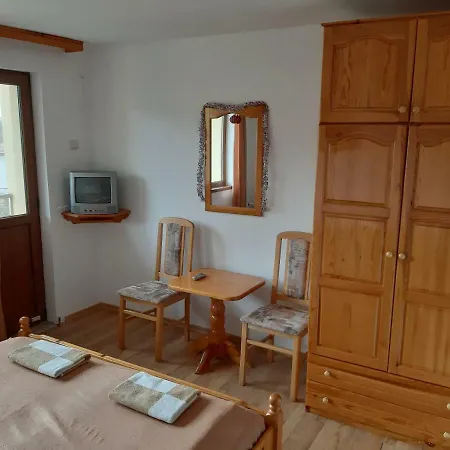 Къща Поколения Konukevi Tryavna