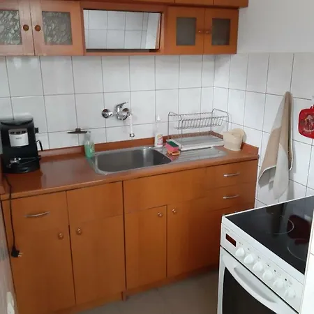 Къща Поколения Konukevi Tryavna